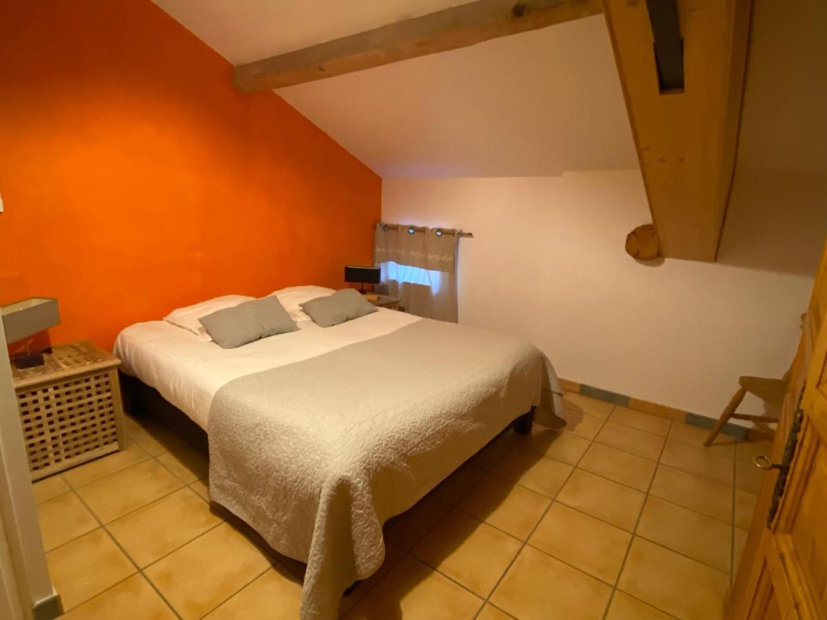 Logis Hotel Restaurant Le Domaine De L'Eau Vive Largentière Kültér fotó
