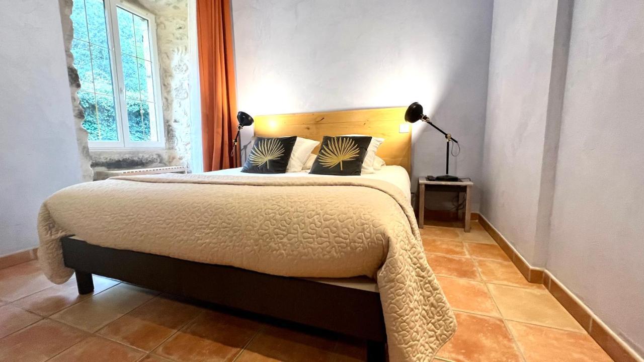 Logis Hotel Restaurant Le Domaine De L'Eau Vive Largentière Kültér fotó
