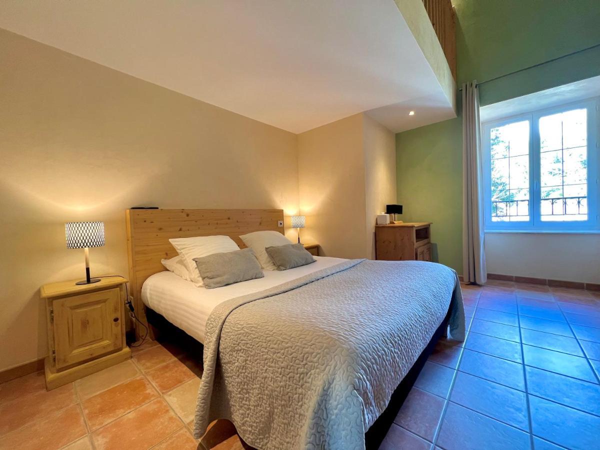 Logis Hotel Restaurant Le Domaine De L'Eau Vive Largentière Kültér fotó