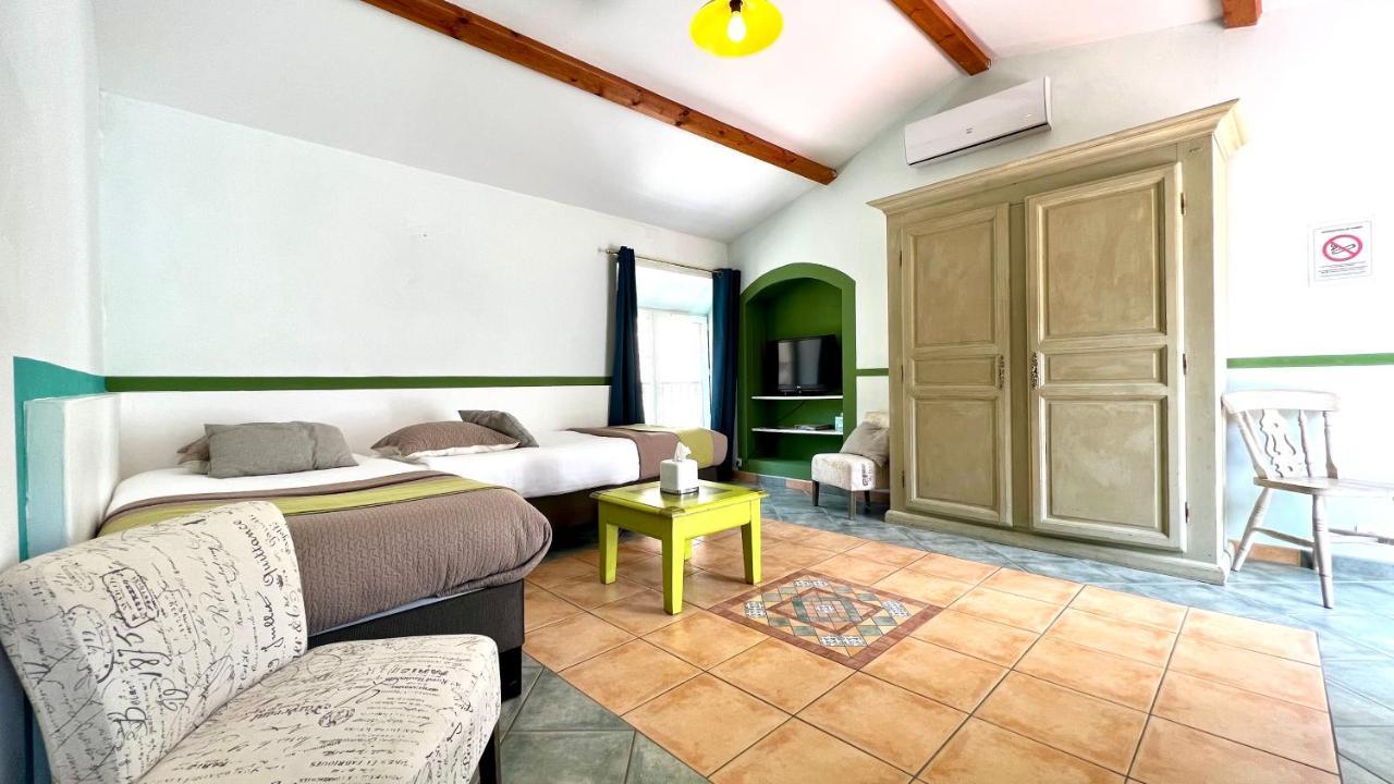 Logis Hotel Restaurant Le Domaine De L'Eau Vive Largentière Kültér fotó