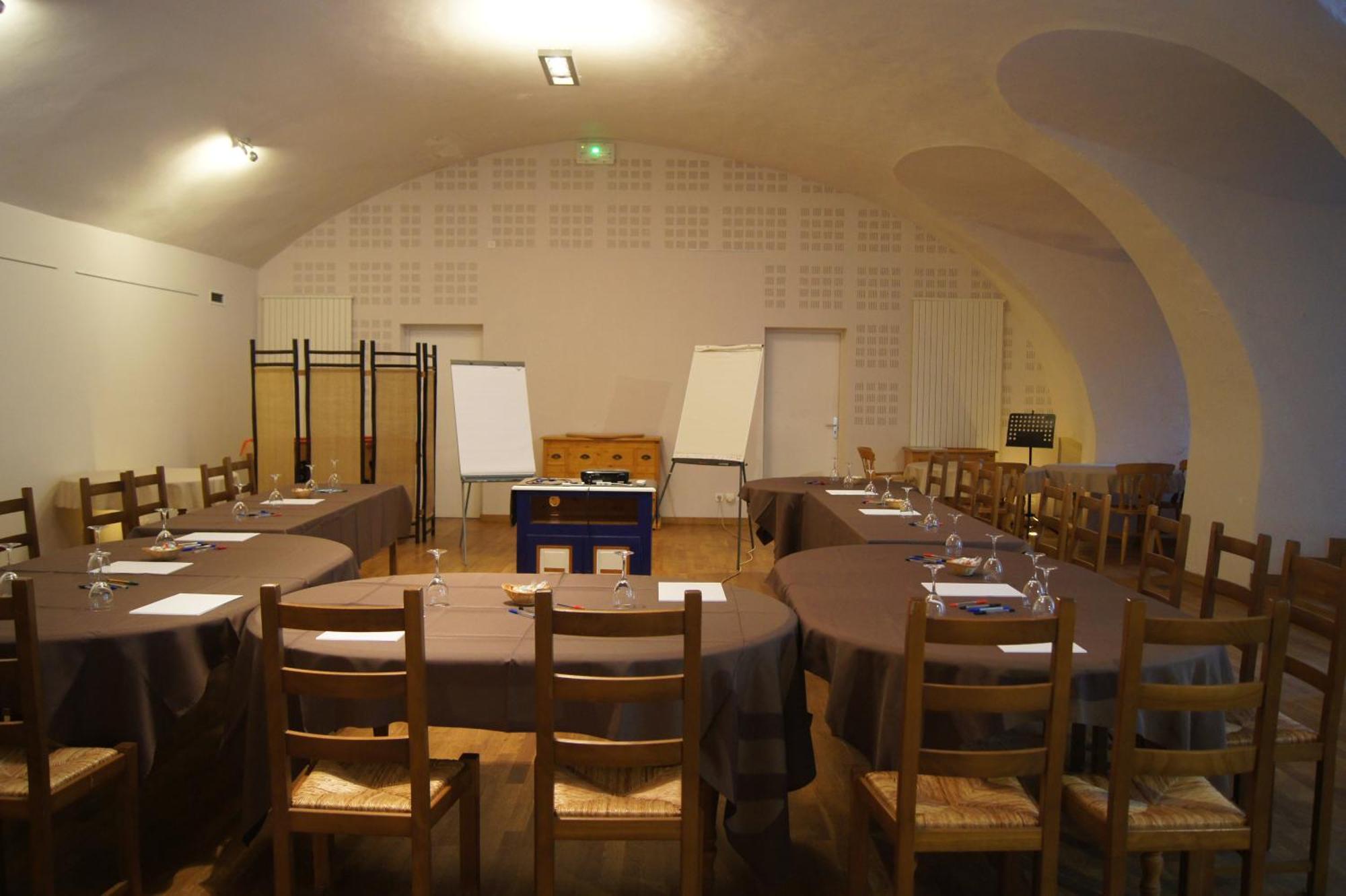 Logis Hotel Restaurant Le Domaine De L'Eau Vive Largentière Kültér fotó
