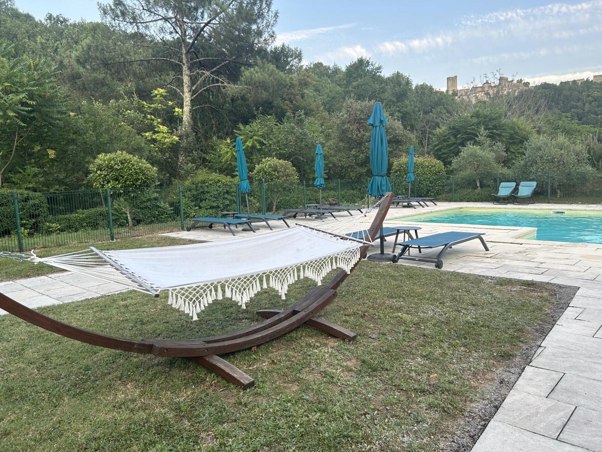 Logis Hotel Restaurant Le Domaine De L'Eau Vive Largentière Kültér fotó
