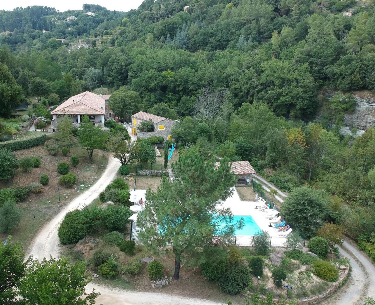 Logis Hotel Restaurant Le Domaine De L'Eau Vive Largentière Kültér fotó