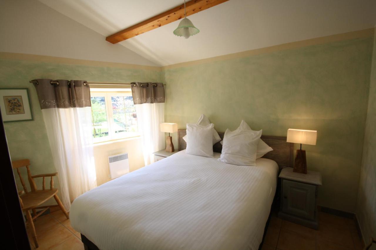 Logis Hotel Restaurant Le Domaine De L'Eau Vive Largentière Kültér fotó